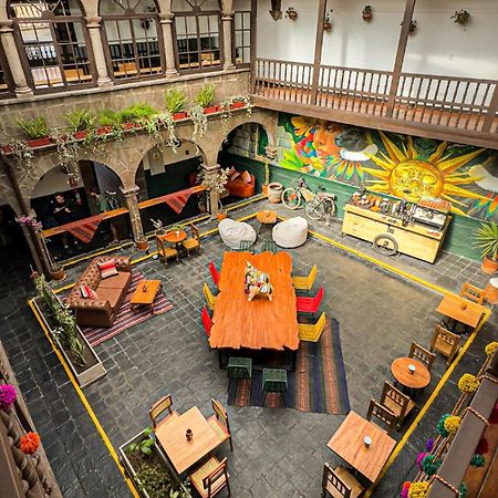 Black Llama Hostel กุสโก ภายนอก รูปภาพ