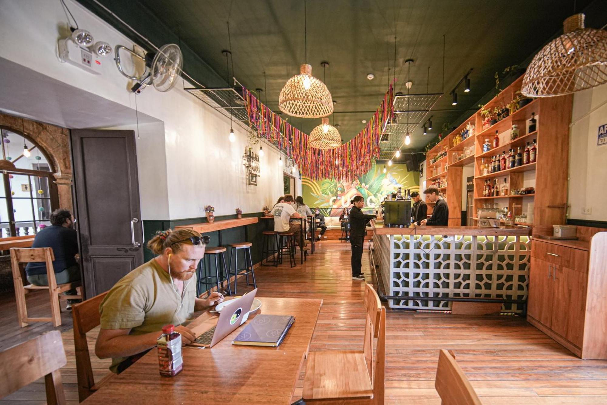 Black Llama Hostel กุสโก ภายนอก รูปภาพ