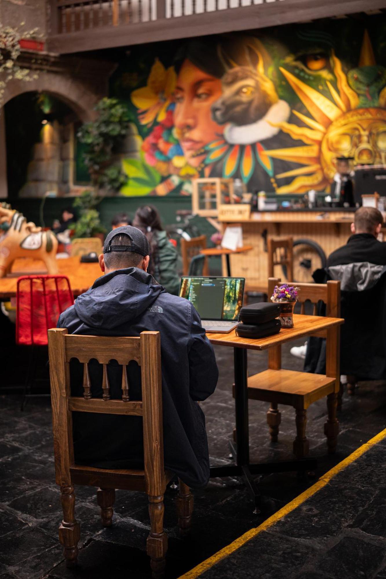 Black Llama Hostel กุสโก ภายนอก รูปภาพ